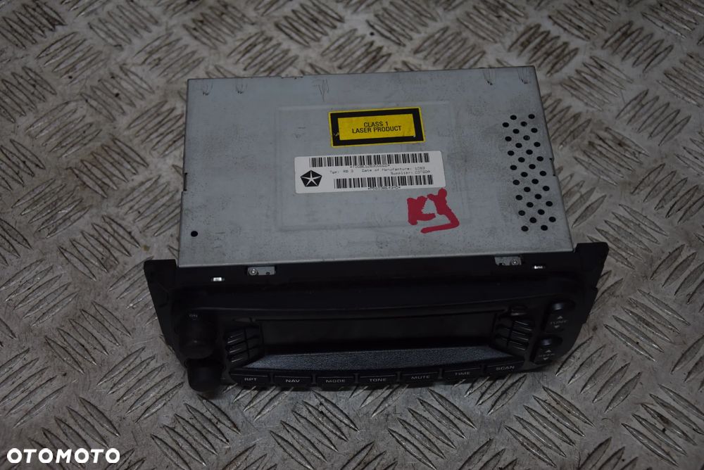 JEEP CHEROKEE KJ RADIO - 4