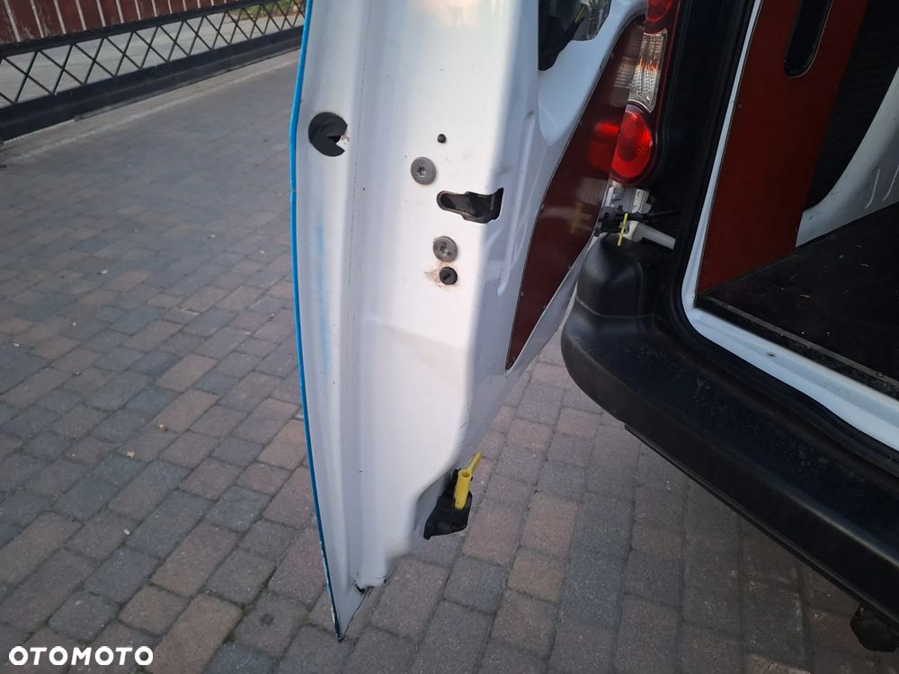 Peugeot Partner - 15