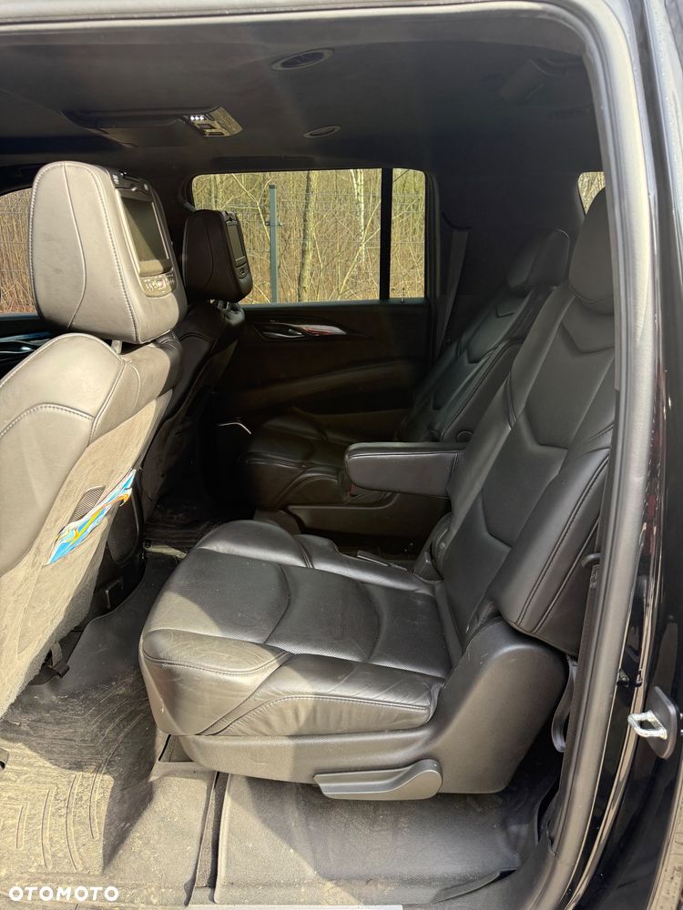 Cadillac Escalade - 6
