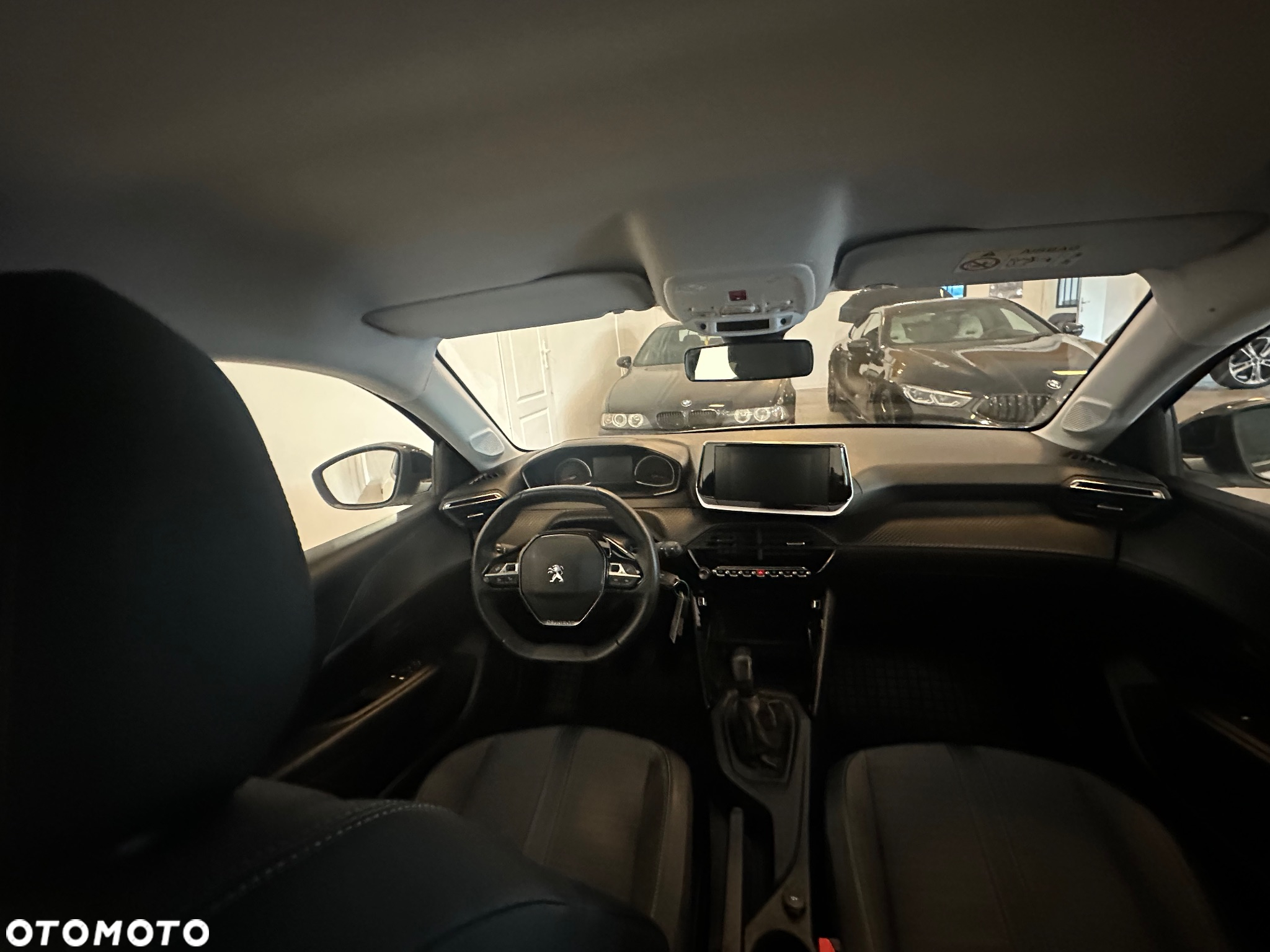 Peugeot 208 1.2 PureTech Style S&S - 20