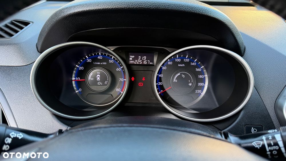 Hyundai ix35 1.6 2WD Fifa World Cup Edition - 16