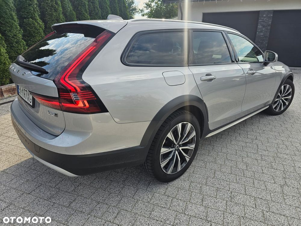 Volvo V90 Cross Country B5 D AWD Core - 10