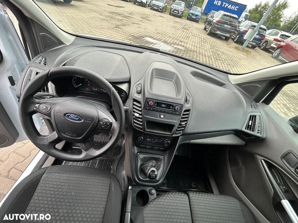 Ford Transit Connect - 8