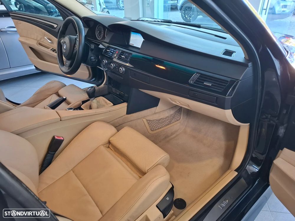 BMW 520 Gran Turismo - 12