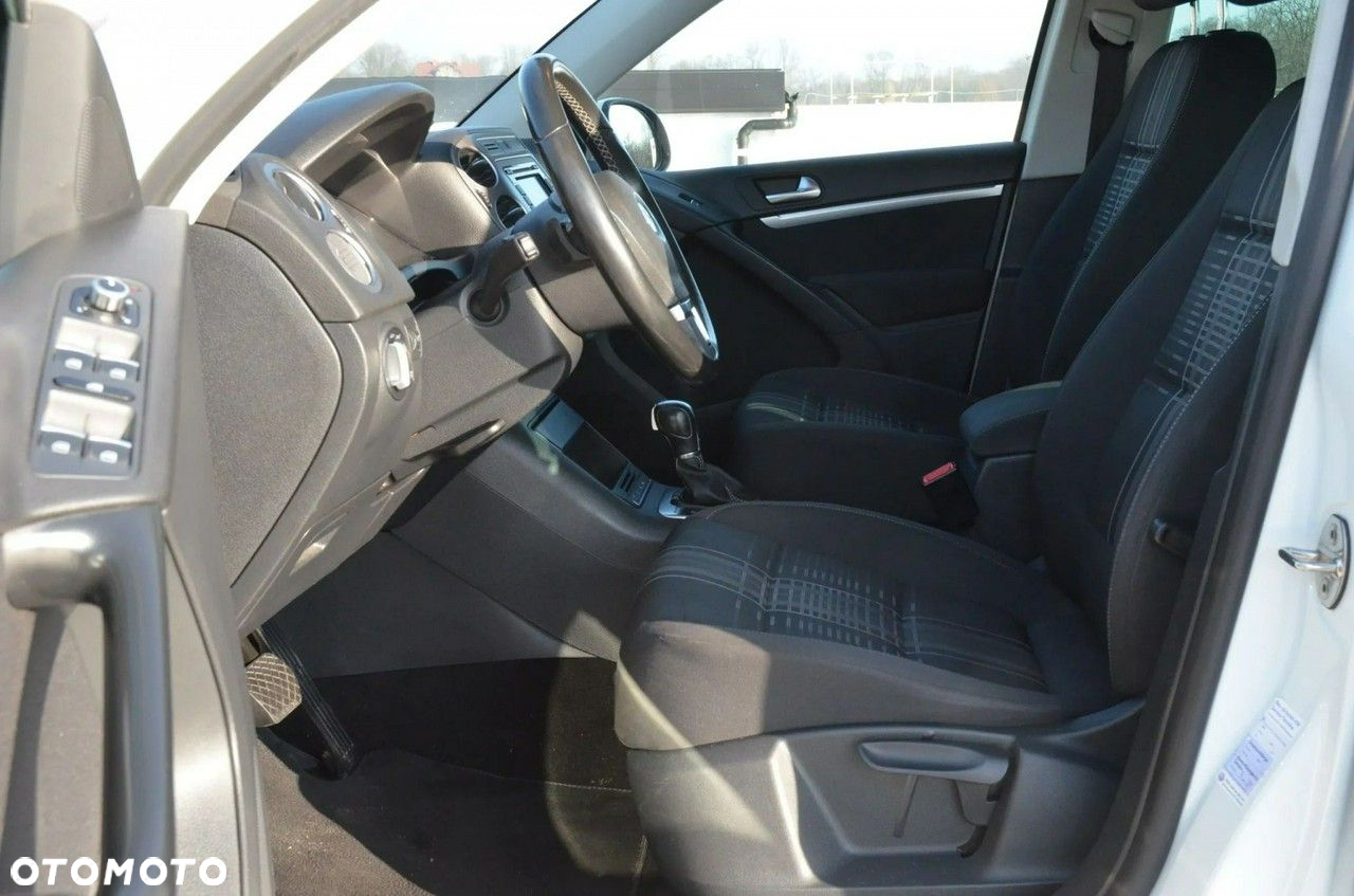 Volkswagen Tiguan - 26