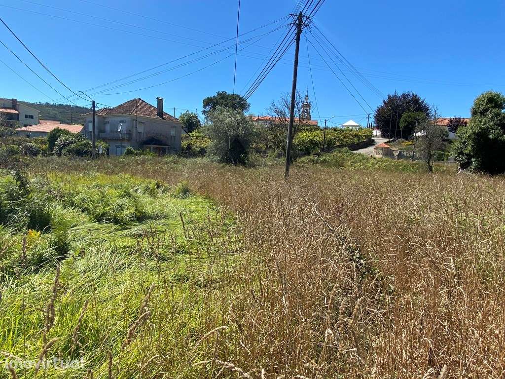 Casa antiga para recuperar - Grande imagem: 4/22