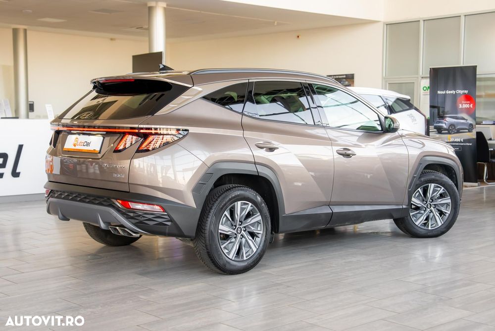 Hyundai Tucson 1.6 T-GDi HEV 2WD Advantage - 11