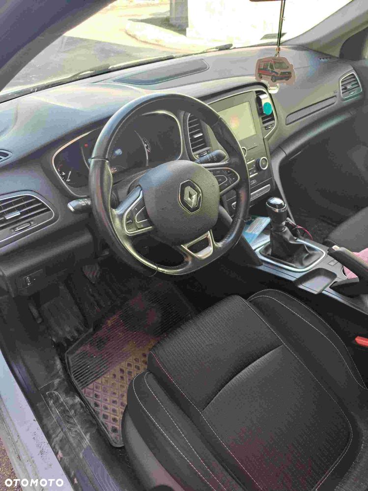 Renault Megane - 5