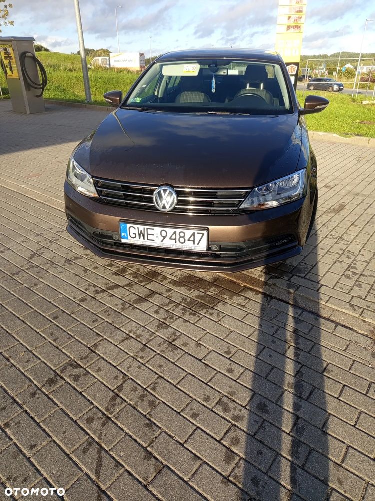 Volkswagen Jetta - 13