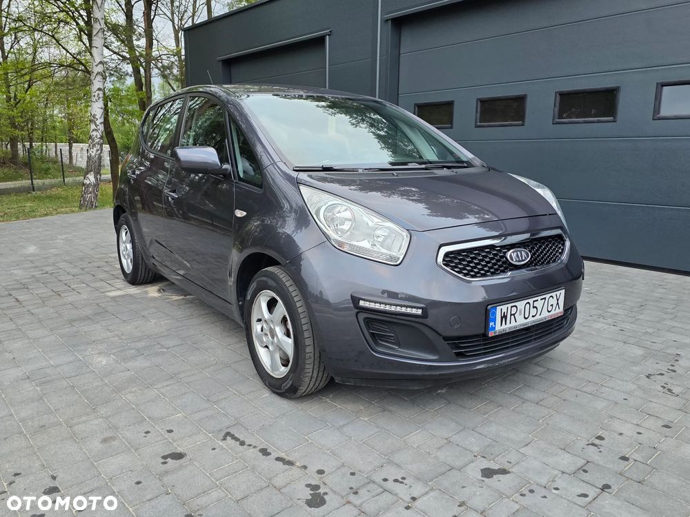 Kia Venga - 9