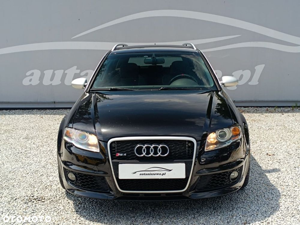 Audi RS4 Avant Avant - 11