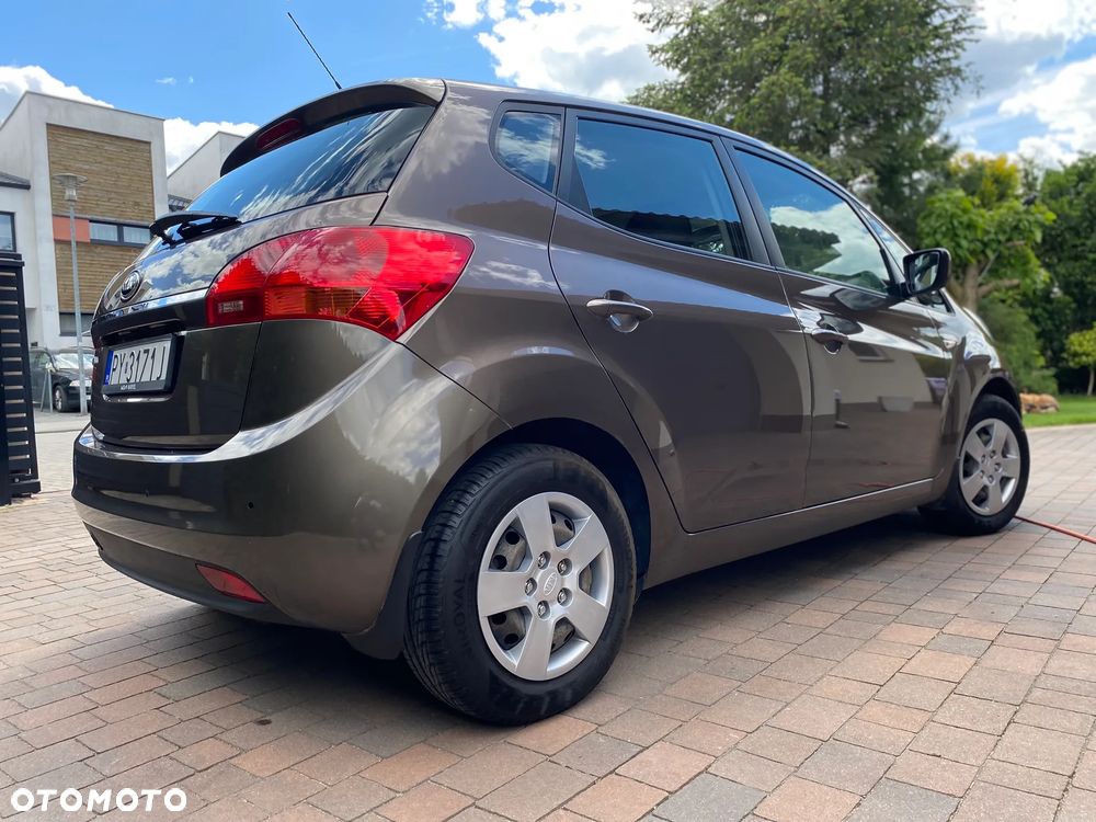 Kia Venga 1.4 L - 14