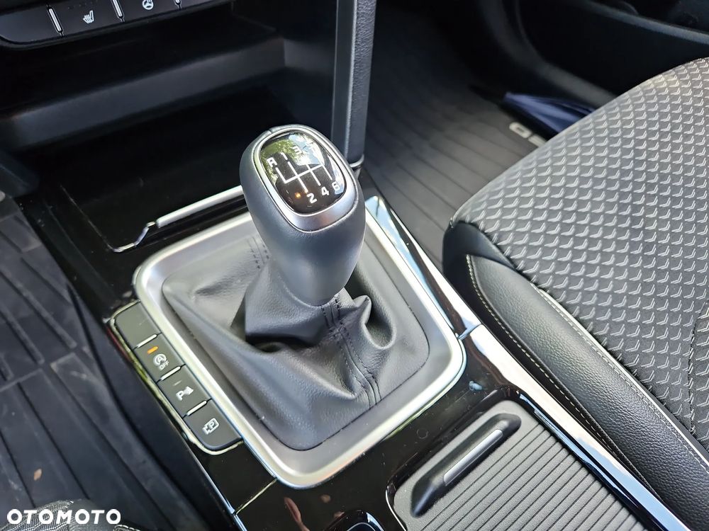 Kia Ceed 1.5 T-GDI Tribute - 15