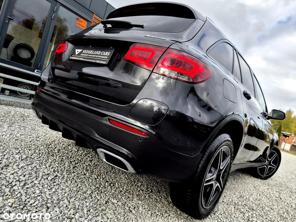 Mercedes-Benz GLC 300 de 4Matic 9G-TRONIC AMG Line - 8