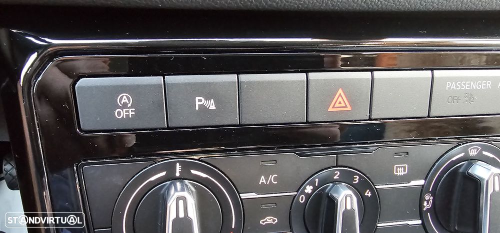 VW T-Cross 1.0 TSI Urban - 32