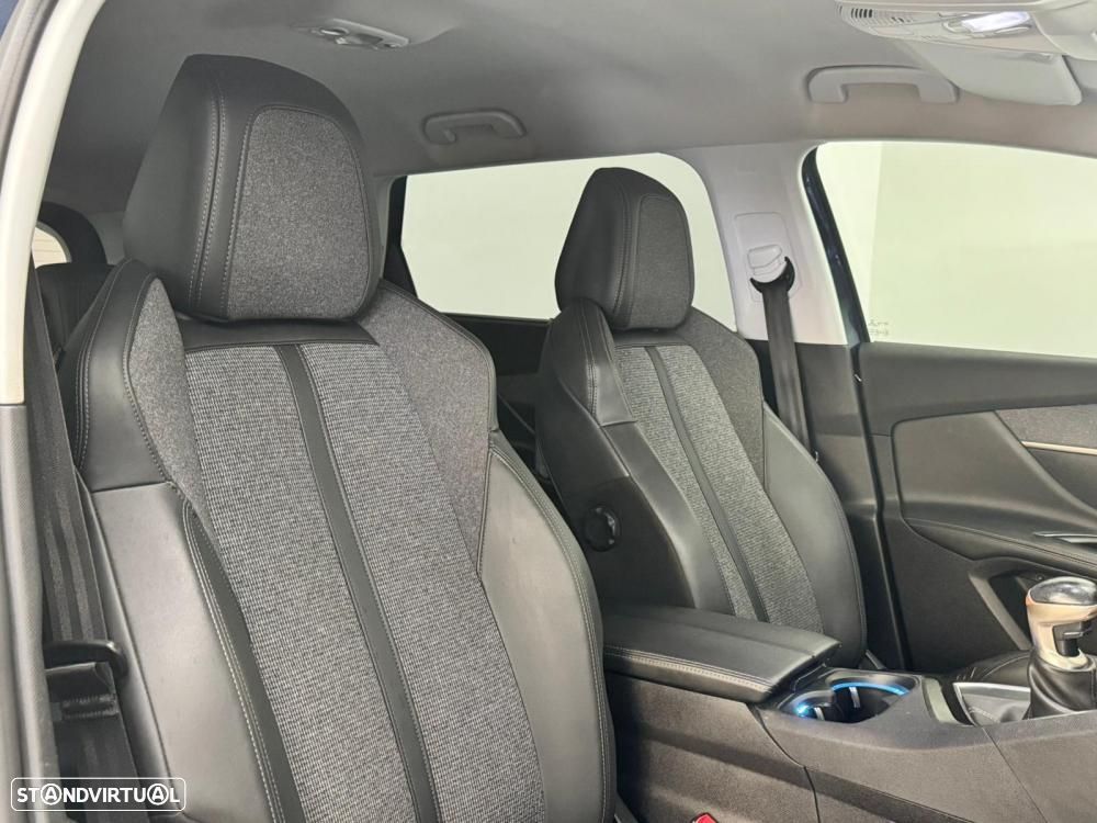 Peugeot 5008 1.5 BlueHDi Allure - 19