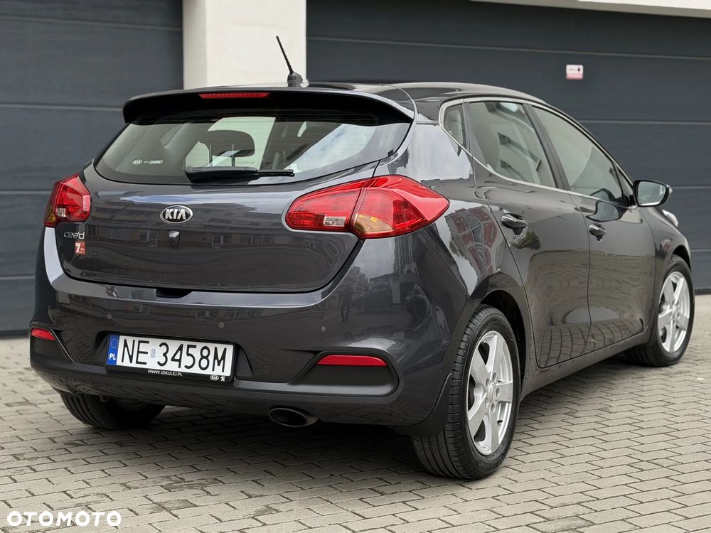 Kia Ceed - 15