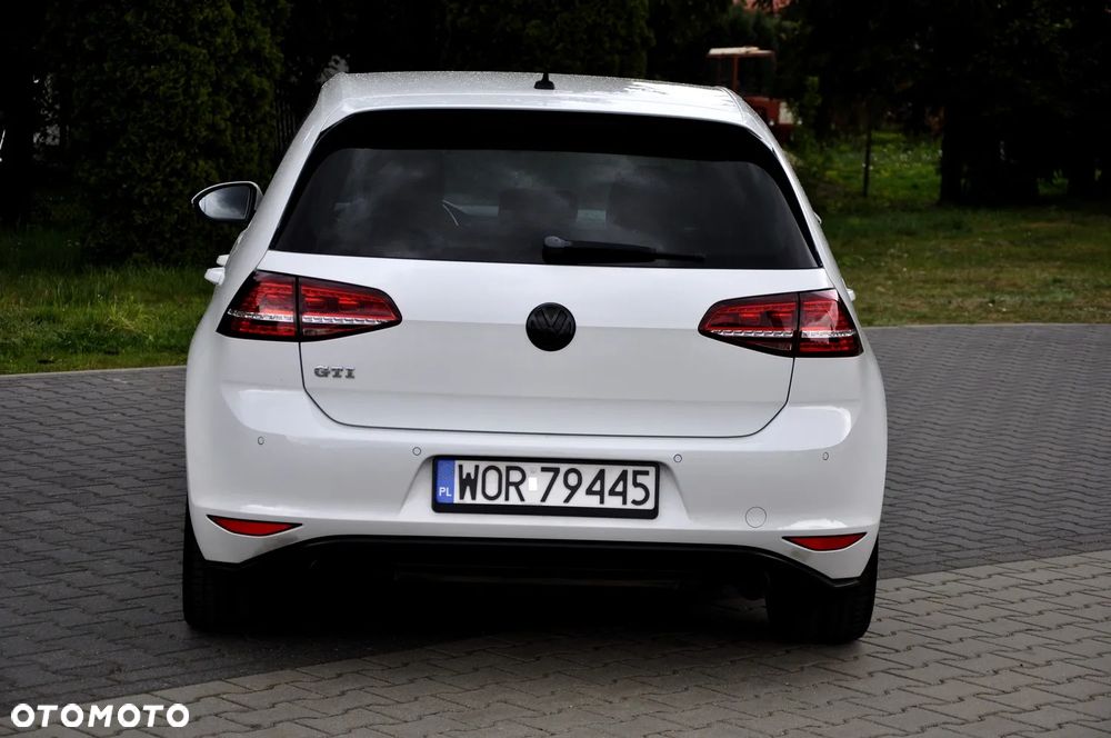 Volkswagen Golf 2.0 TSI BMT GTI - 21