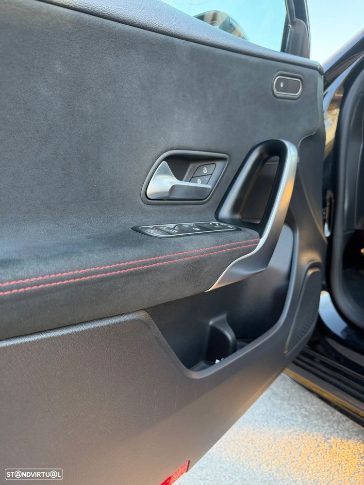 Mercedes-Benz A 180 d 7G-DCT AMG Line - 15