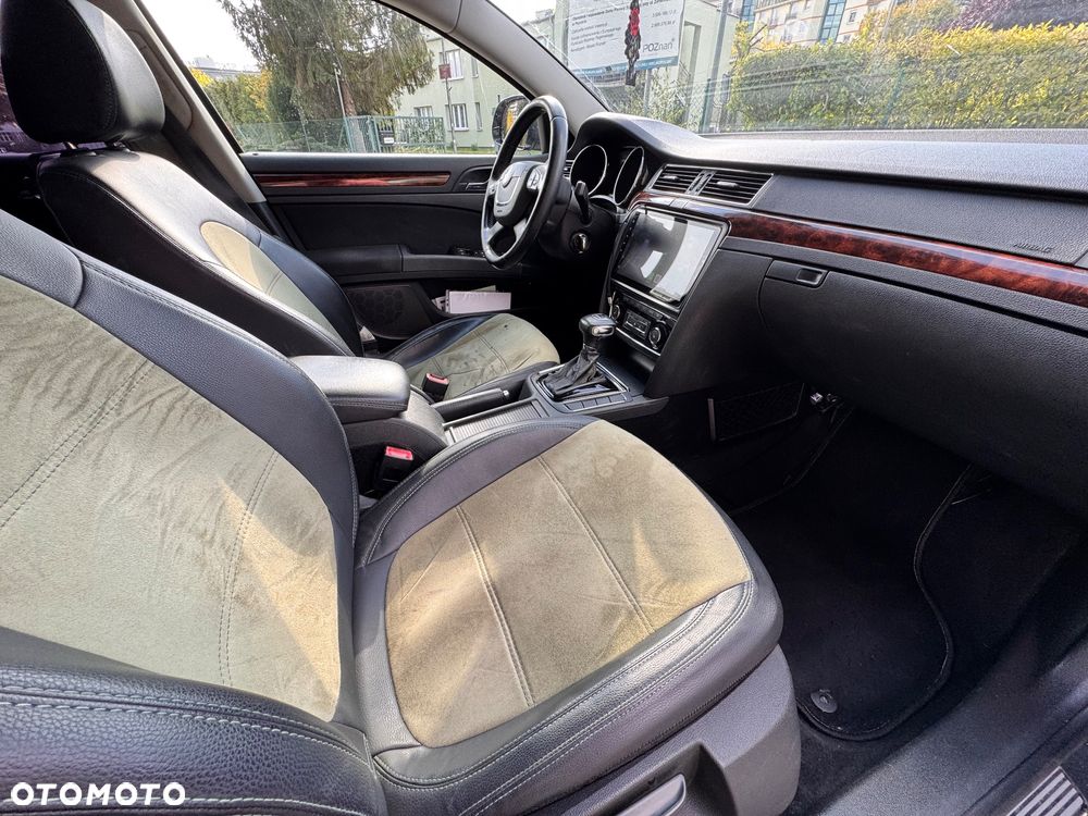 Skoda Superb 2.0 TDI Comfort DSG - 24