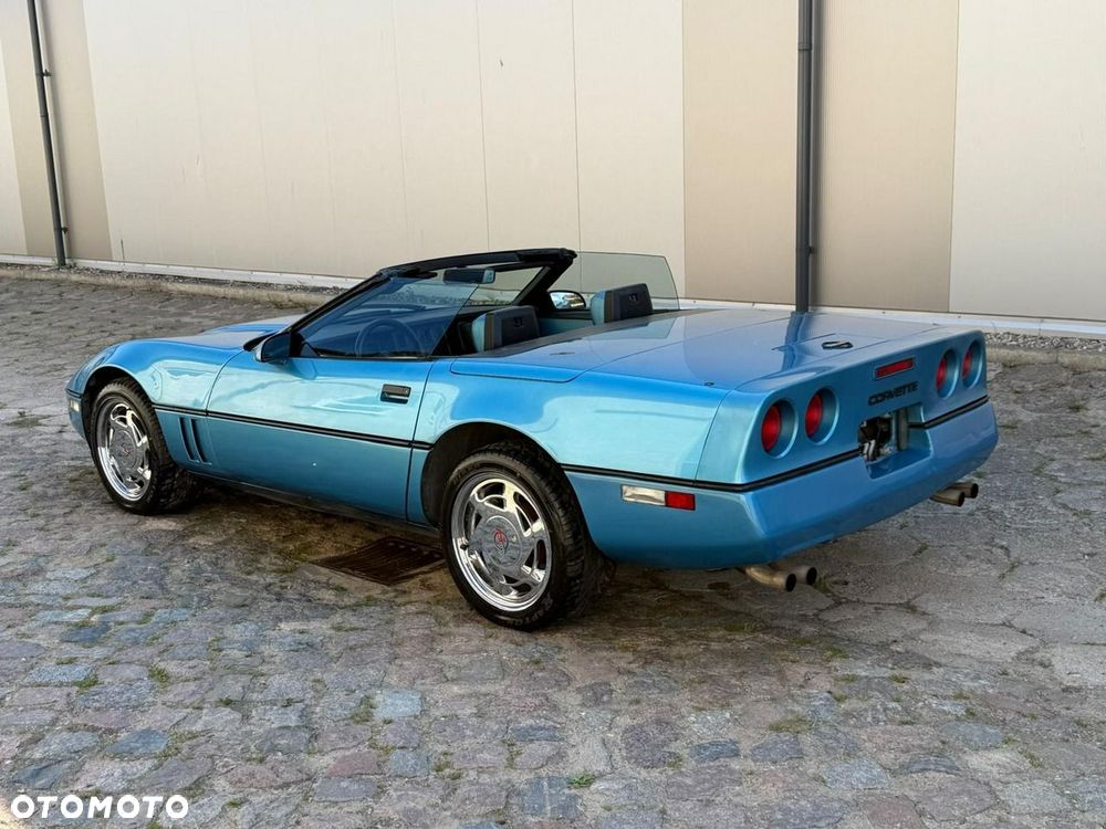 Chevrolet Corvette - 29