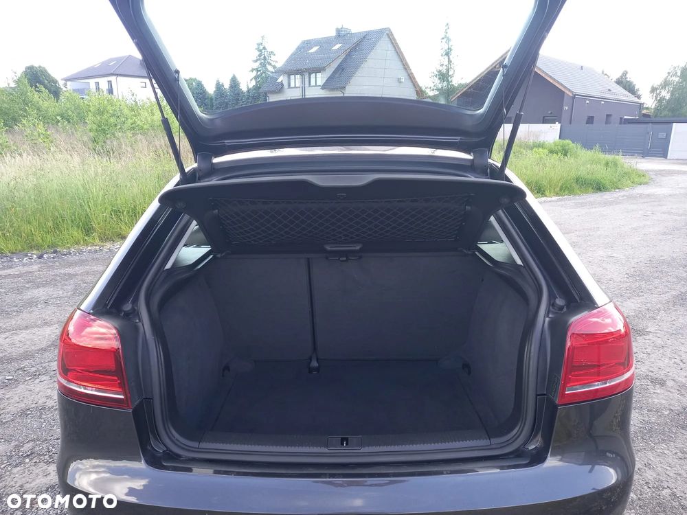 Audi A3 3-drzwiowe 1.6 Ambiente - 6