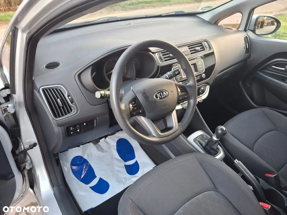Kia Rio 1.2 Dream-Team Edition - 8