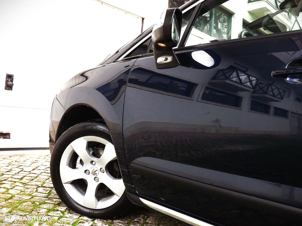 Peugeot 3008 1.6 HDi Sport - 12