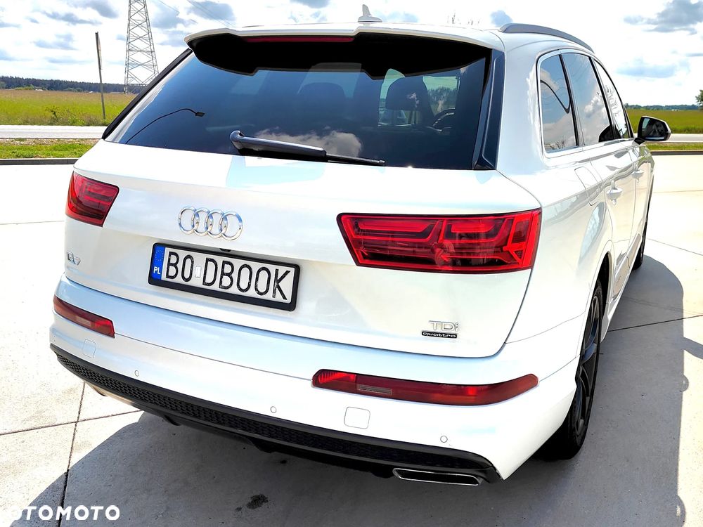 Audi Q7 - 7