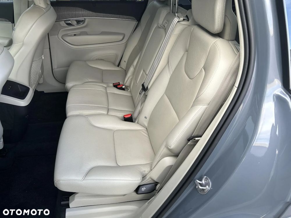 Volvo XC 90 B5 D AWD Plus Dark 7os - 35