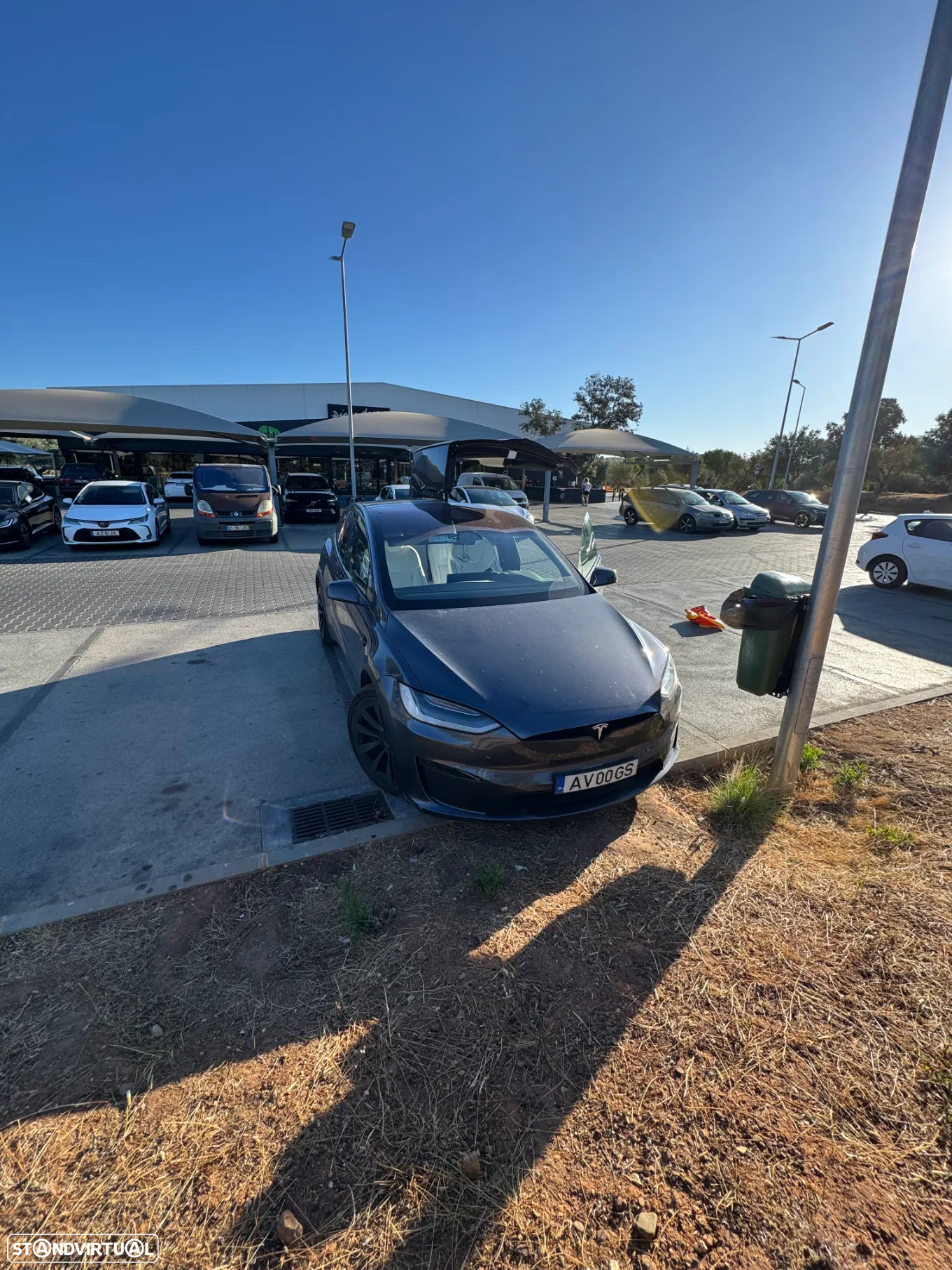 Tesla Model X Plaid AWD - 3
