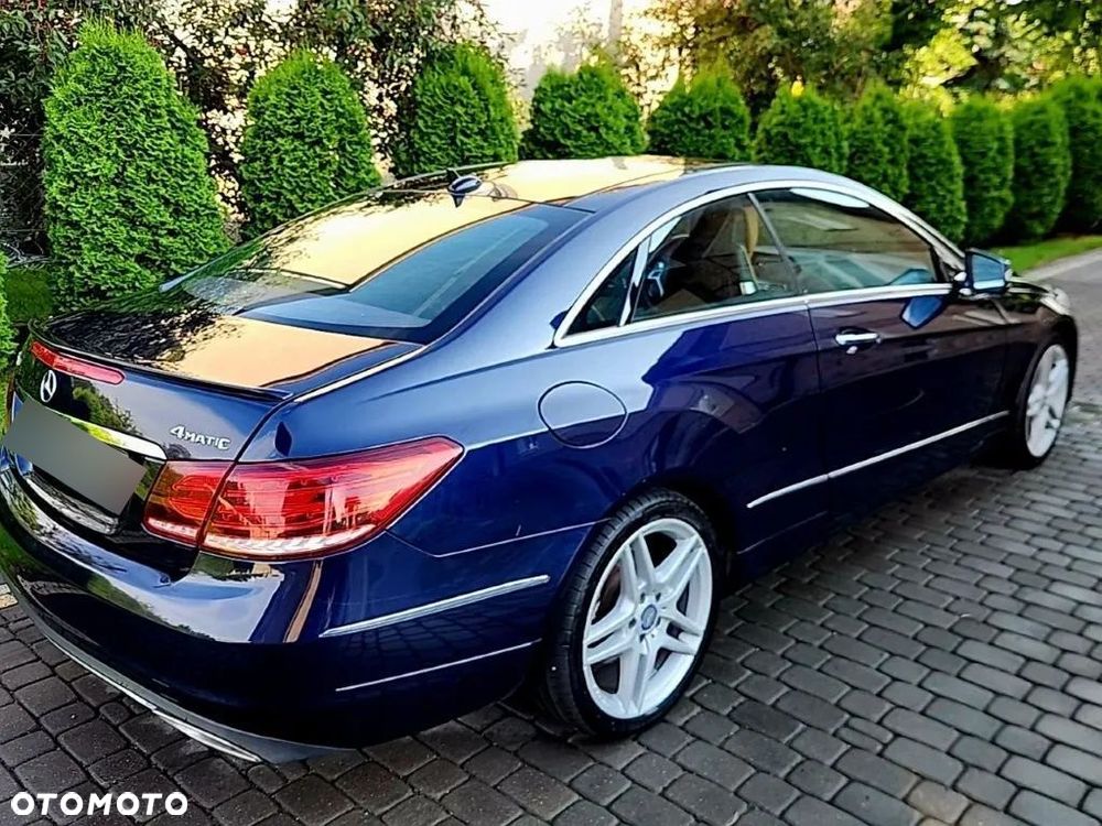 Mercedes-Benz Klasa E 350 4Matic 7G-TRONIC Performance - 4