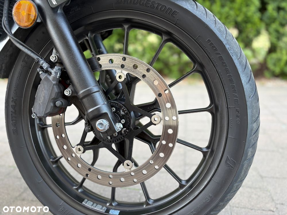 Honda CBX - 7