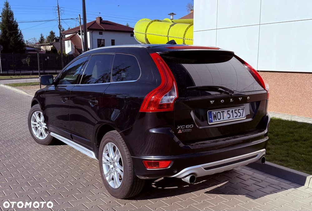 Volvo XC 60 DRIVe R Design - 6