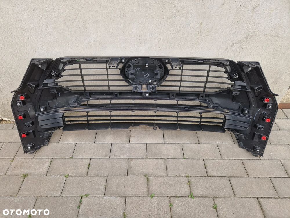 ATRAPA, GRIL TOYOTA HILUX VIII LIFT INVINCIBLE 2020-- - 9