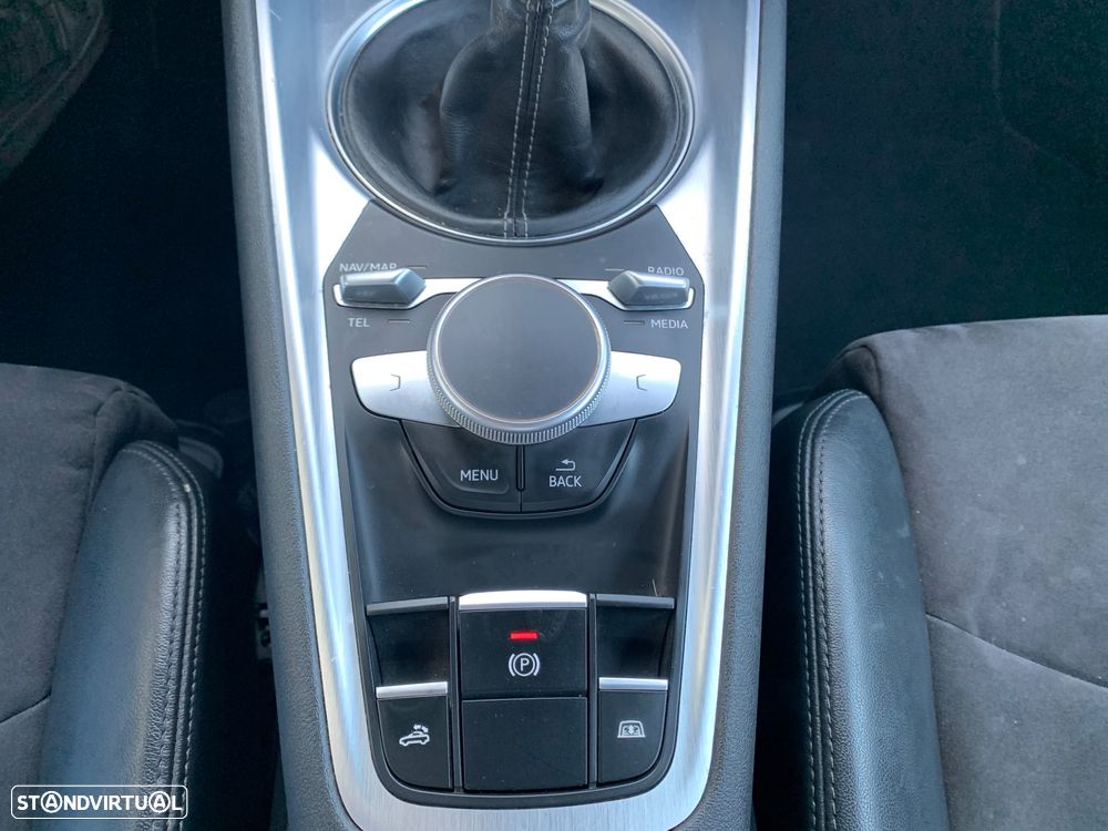 Audi TT Roadster 2.0 TDi S-line - 11