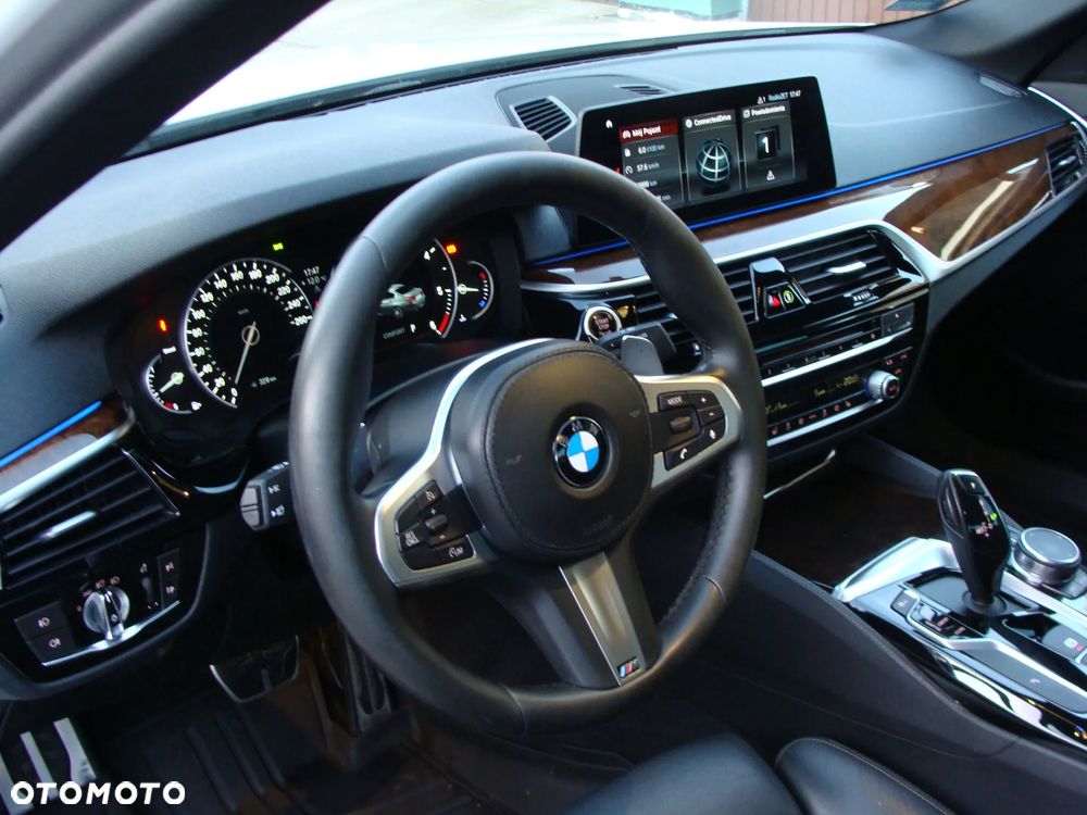 BMW Seria 5 520d xDrive M Sport sport - 7
