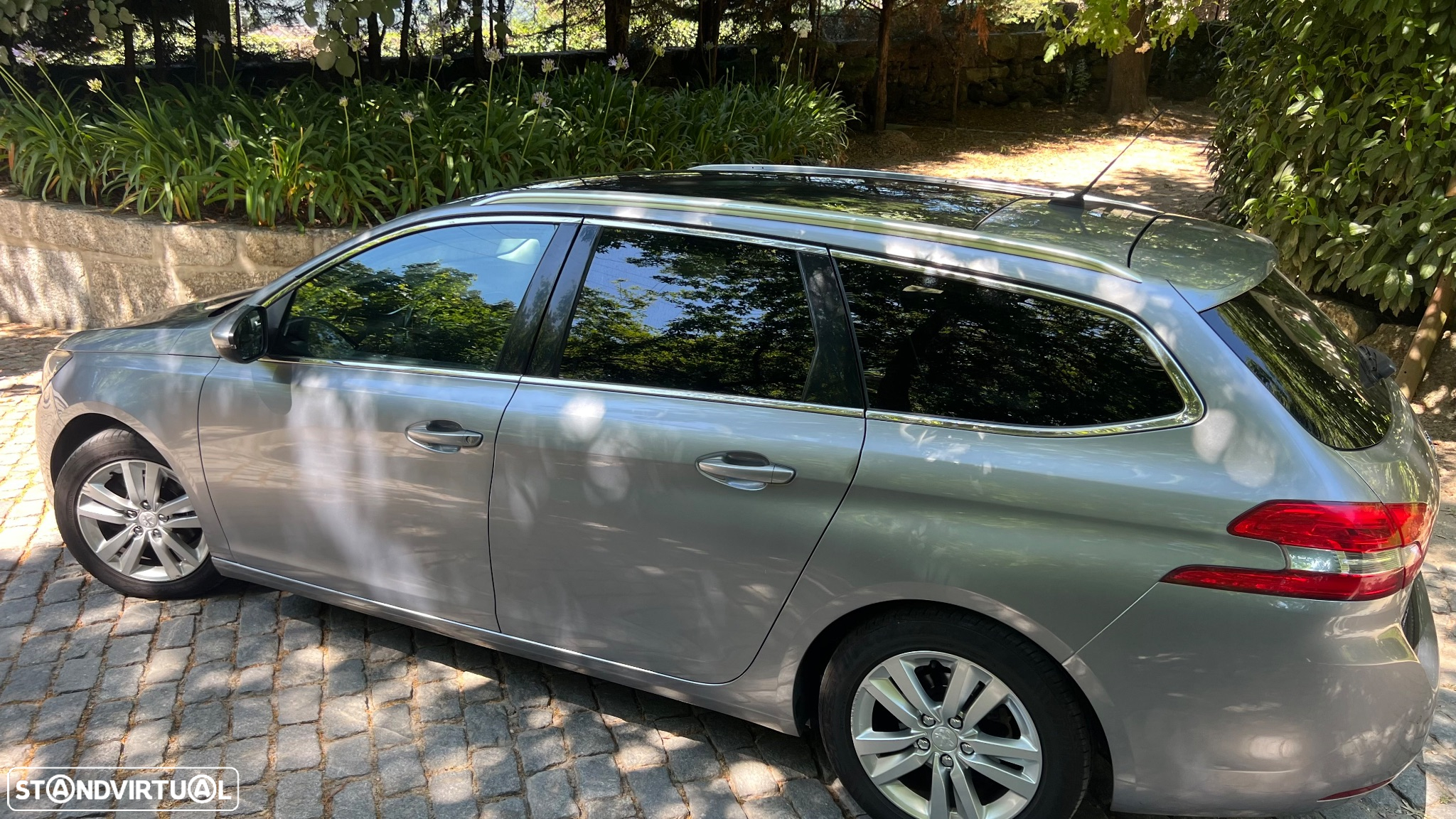 Peugeot 308 SW 1.6 e-HDi Allure - 11