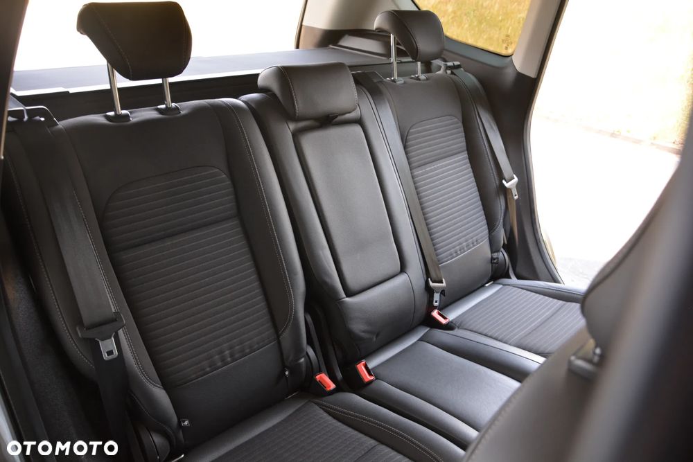 Ford Kuga 2.0 TDCi 2x4 Titanium - 23