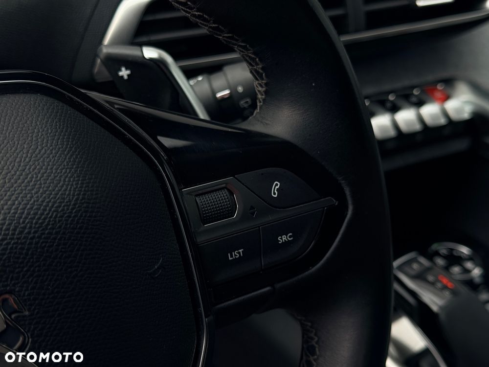 Peugeot 3008 PureTech 180 Stop & Start GPF EAT8 Allure - 11