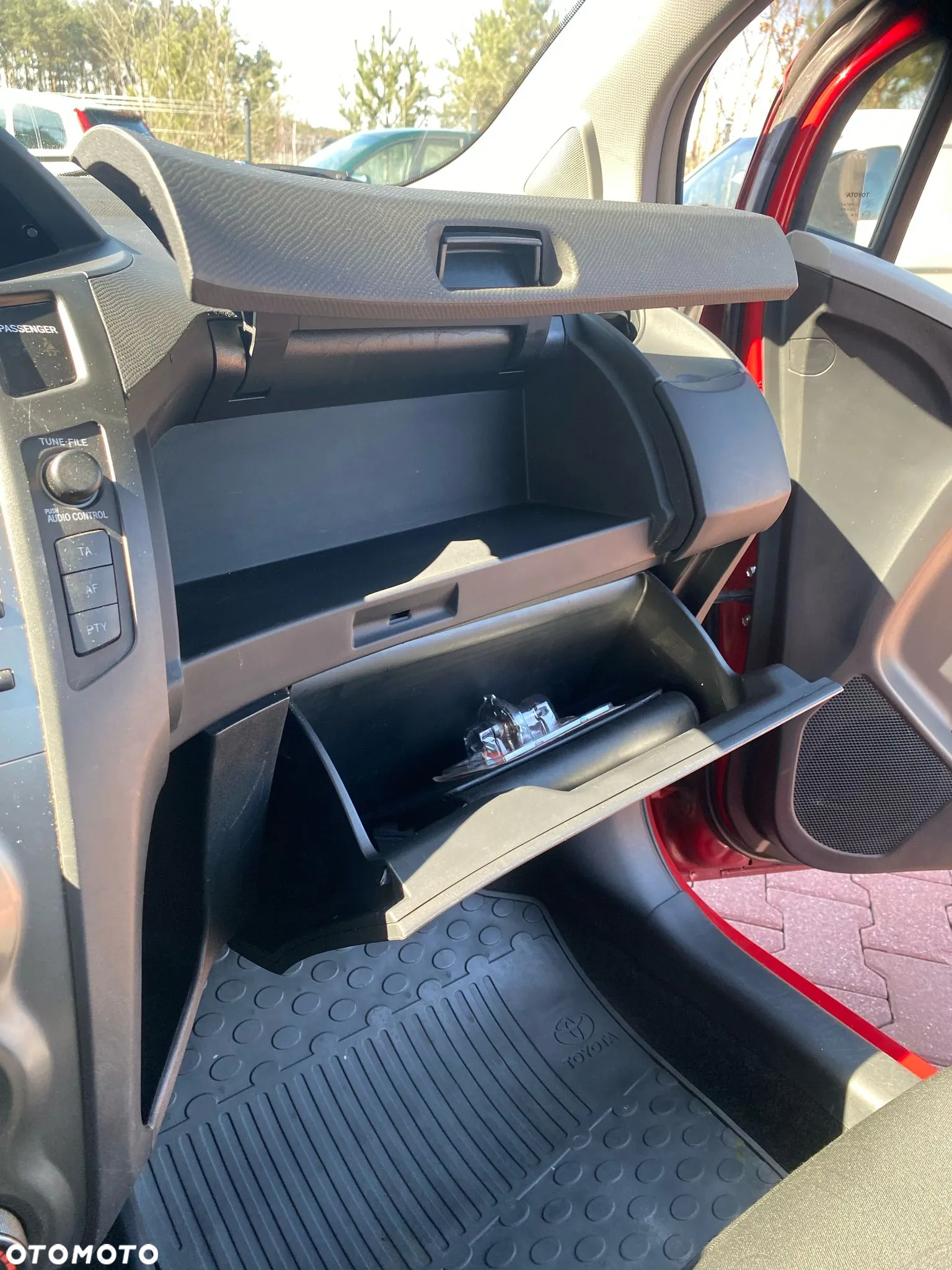 Toyota Yaris 1.0 Active - 19