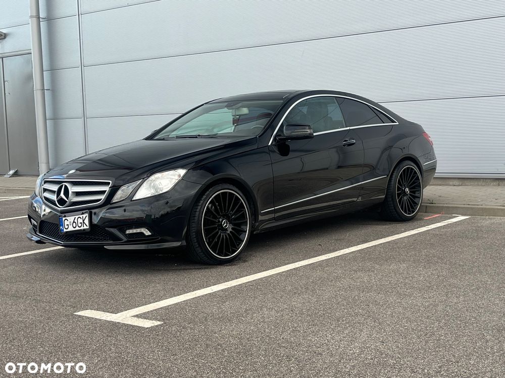 Mercedes-Benz Klasa E 350 BlueEFFICIENCY 7G-TRONIC Elegance - 2