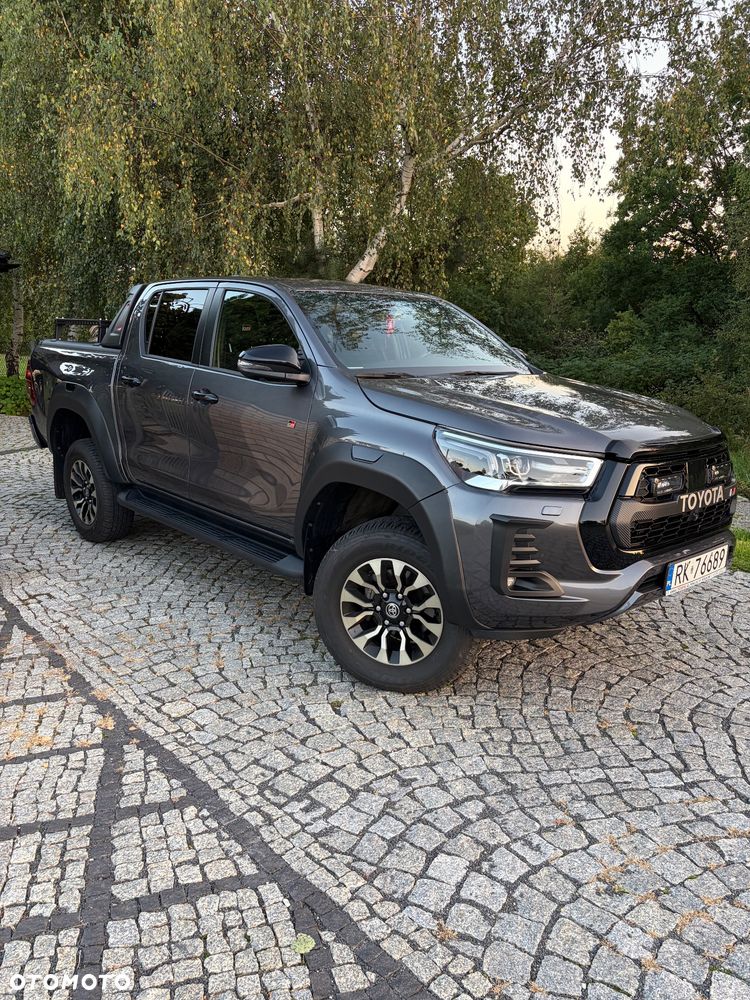 Toyota Hilux 2.8 D-4D Double Cab GR Sport 4x4 - 13