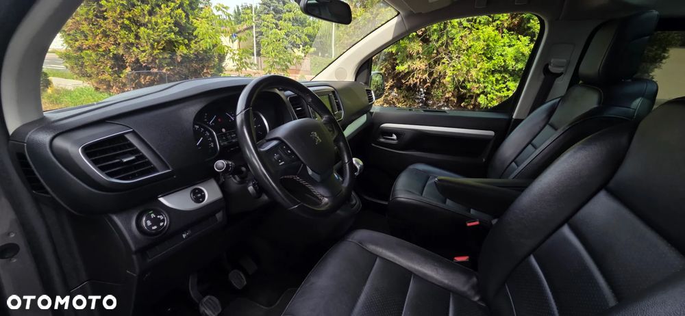 Peugeot Traveller 2.0 BlueHDi Standard Business Vip - 24