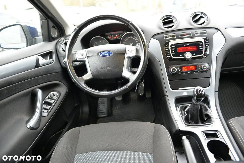 Ford Mondeo 2.0 Silver X - 13