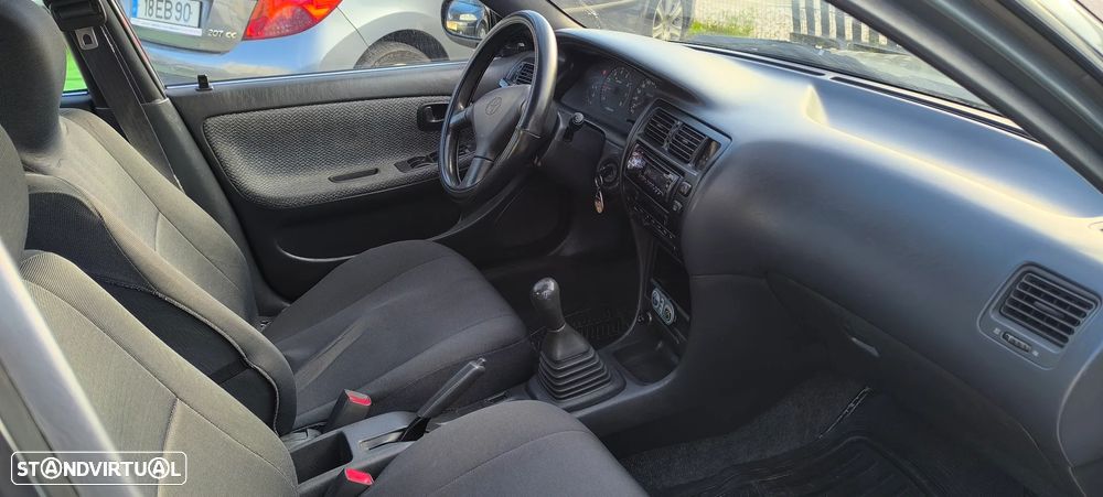 Toyota Corolla Sedan 1.3 XLi - 9