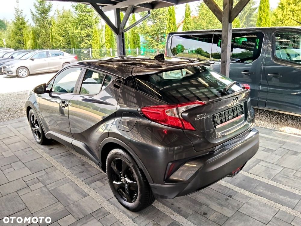 Toyota C-HR - 3