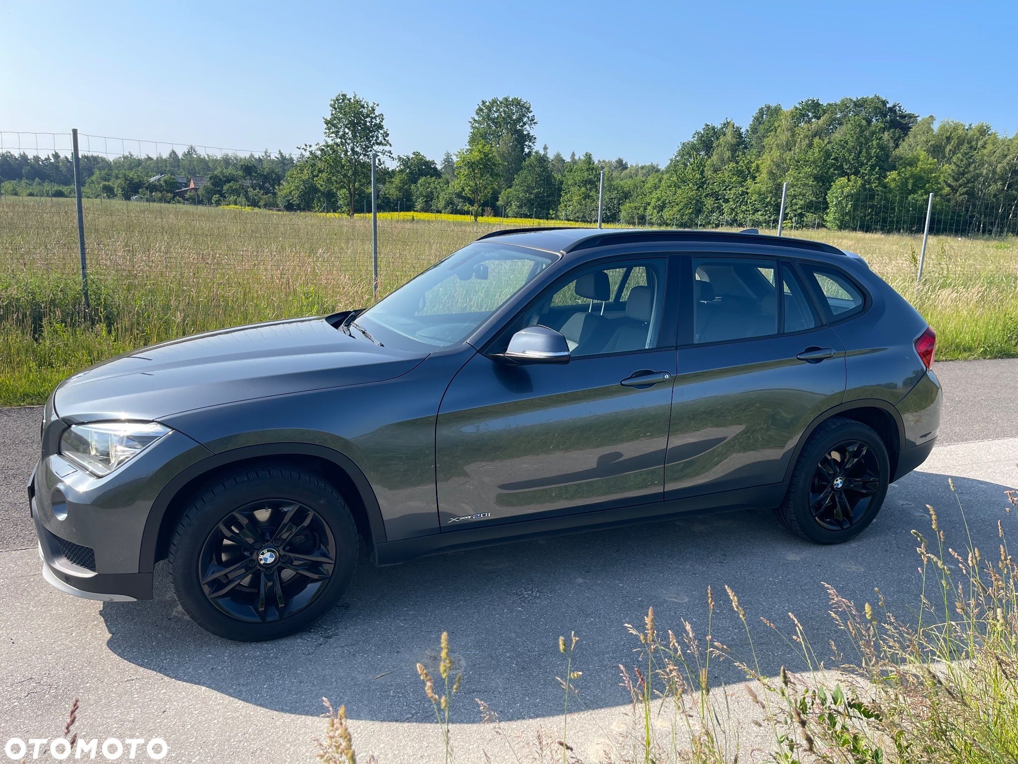 BMW X1 xDrive20i Sport Line - 1
