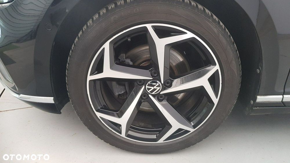 Volkswagen Passat - 9