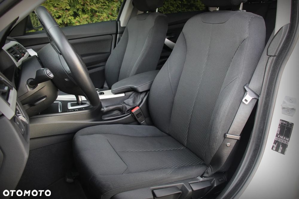 BMW 3GT 318d Advantage - 16